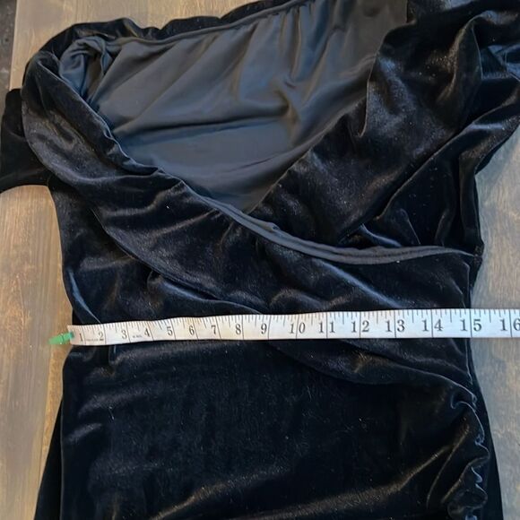 Sexy VELVET OFF SHOULDER ASYMMETRIC HEM High Slit Dress - Picture 11 of 13